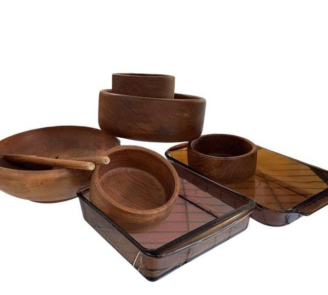 Salad Bowls and Glass Casseroles