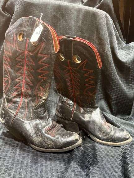 Men’s Black with red stitching Cowboy Boots