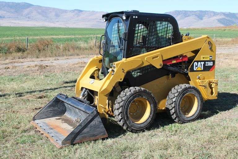 2020 CATERPILLAR 236D