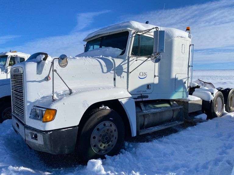1995 NON RUNNING FREIGHTLINER FLD120