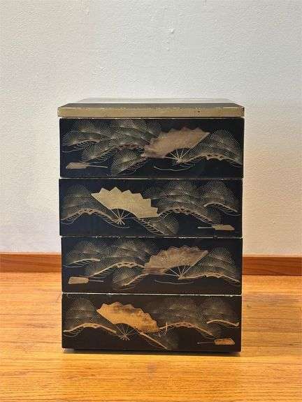 Japanese Jubako Lacquerware Stacking Box