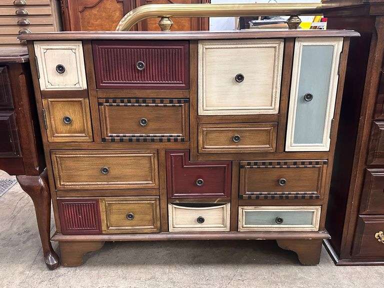 MARGUARITE M. GRIMME ESTATE TIMED ONLINE ONLY PERSONAL PROPERTY AUCTION