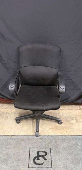 Black Adjustable Office Chair