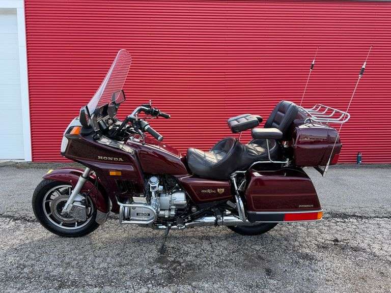 1986 Honda Gold Wing GL1200 Motorcycle - Ryan Cate Auctions and Real Estate