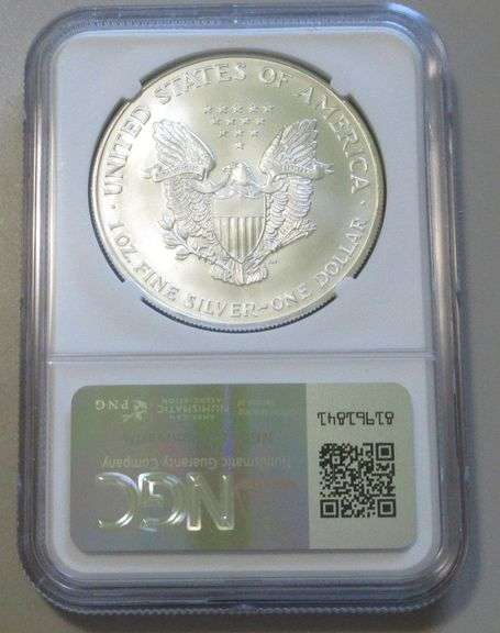 $1 2001 SILVER EAGLE NGC MS69
