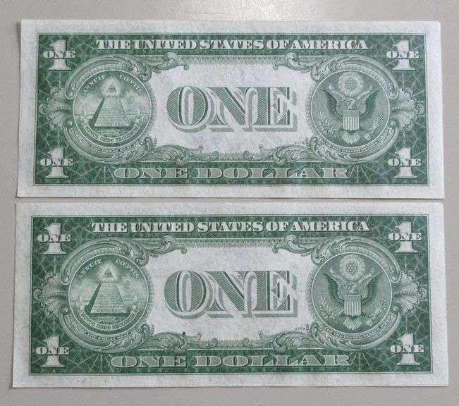 2 CONSECUTIVE UNCIRCULATED $1 SILVER CERTIFICATES 1935-A