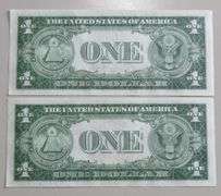 2 CONSECUTIVE UNCIRCULATED $1 SILVER CERTIFICATES 1935-A