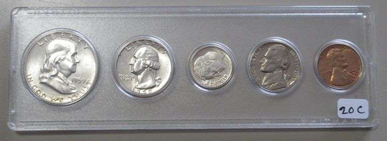 1959 SILVER UNCIRCULATED SET HALF AND CENT ARE D MINT