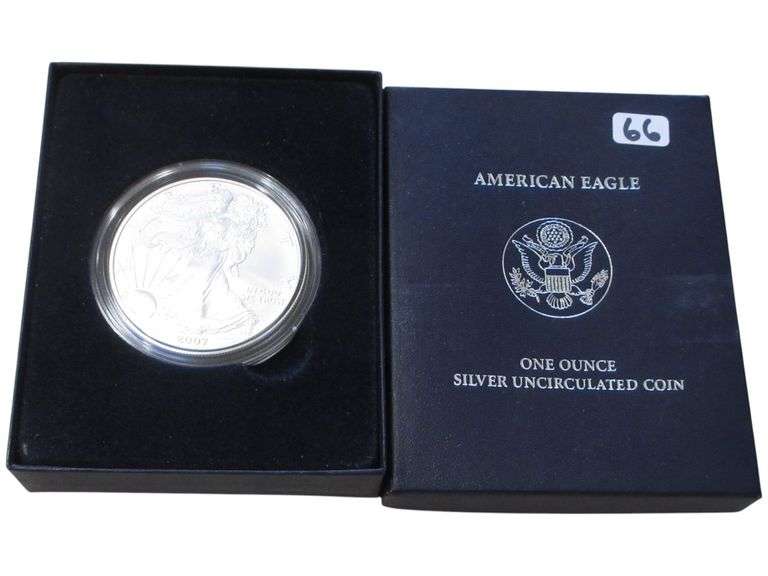 2007 American Eagle One Ounce Silver Uncirculated  in Display Box