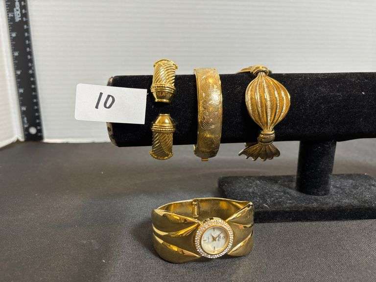 4 pc Clasp Bangles and Bracelet