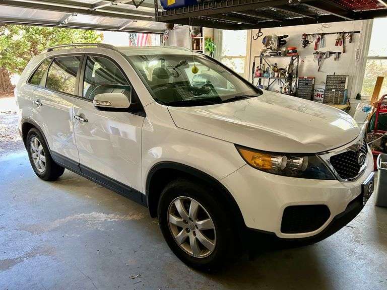 Fayetteville Brierwood Auction