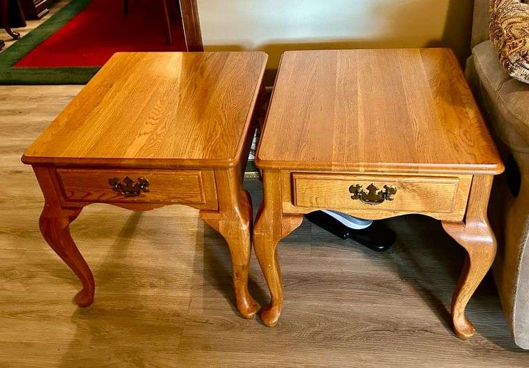 2pc Side Tables 21”x21” (Located in Living Room)