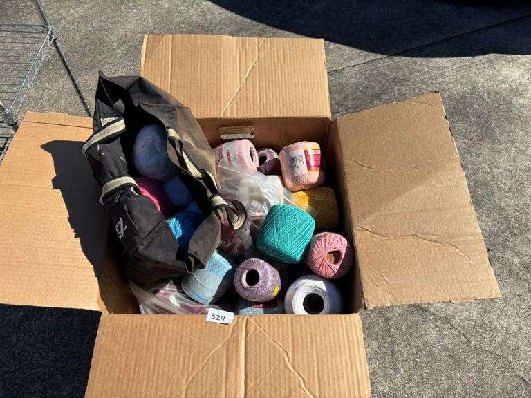 Box Yarn and Thread Box - 4 pictures