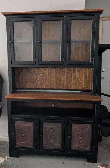 Rustic Buffet and Hutch(possible water damage on legs) 46" X 75 1/2"
(Located in garage)