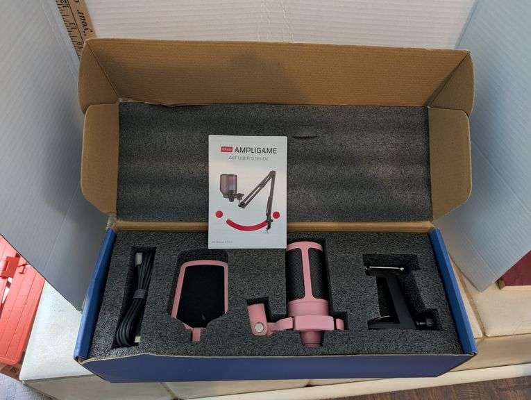 Fifine Ampligame A6T USB Gaming Microphone Kit (upstairs master)