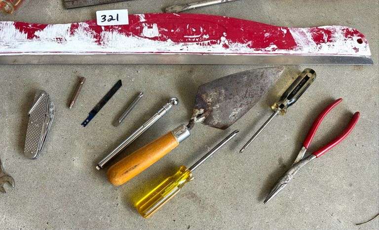 Electric Drill, Screw Drivers, Pocket Knife and More (Located Garage)
