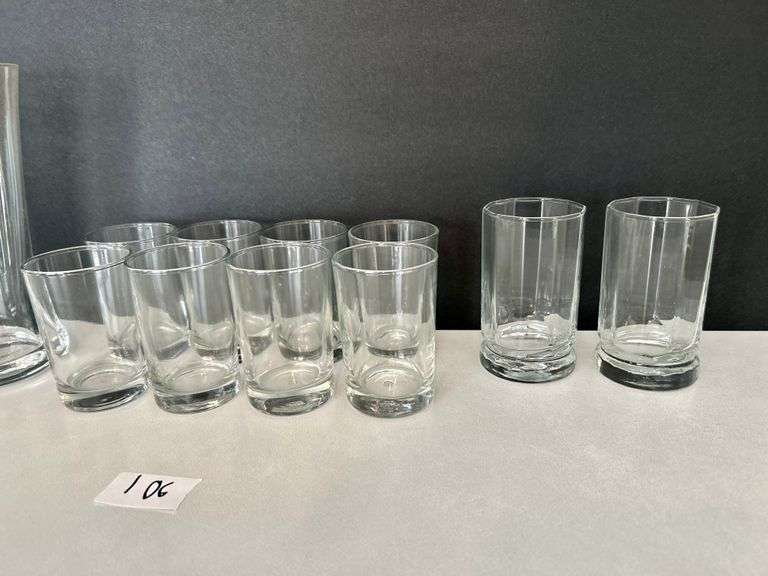 13pc Clear Glass Drinking Glasses (Located in Kitchen)