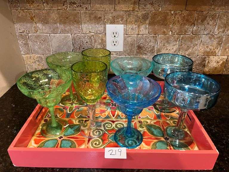 8 pc margarita glasses and serving tray (located in kitchen)