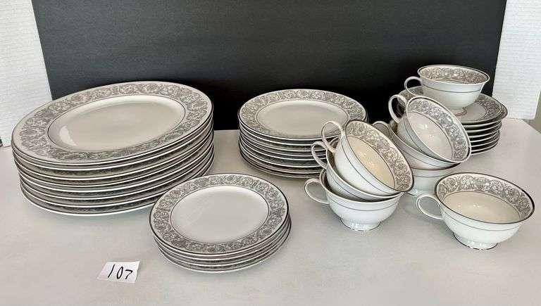 36pc Rosenthal Germany Leonardo Dishes (Located in Master Bedroom)