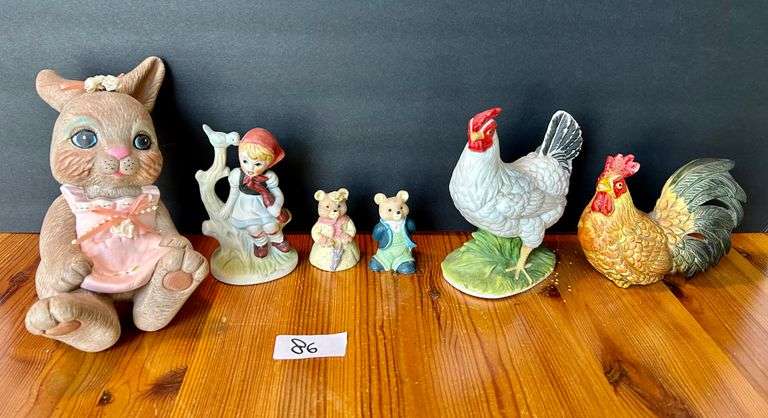 6pc Animal Figurines (Located in Bedroom to the Right)