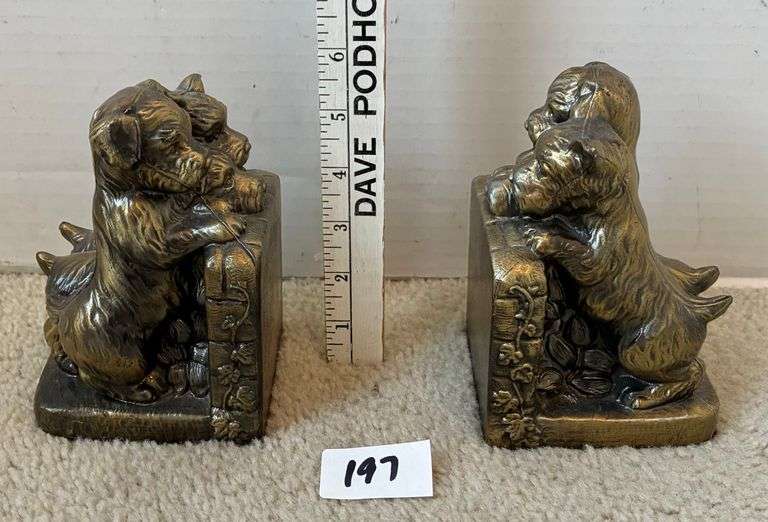 2 pc Dog Book Ends (Located Left Bedroom)