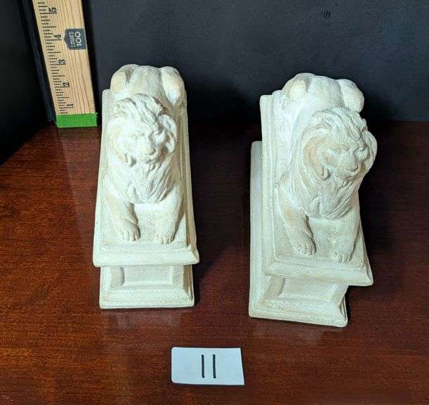2 pc. Vintage Lion Bookends(located in dining room)