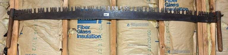 Vintage Crosscut Saw (Located Basement Section 1)