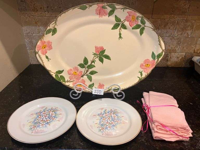 2 pc Cherry Blossom Festival Plates, Franciscan Platter 19.5”, and Pink Cloth Napkins (located in ki