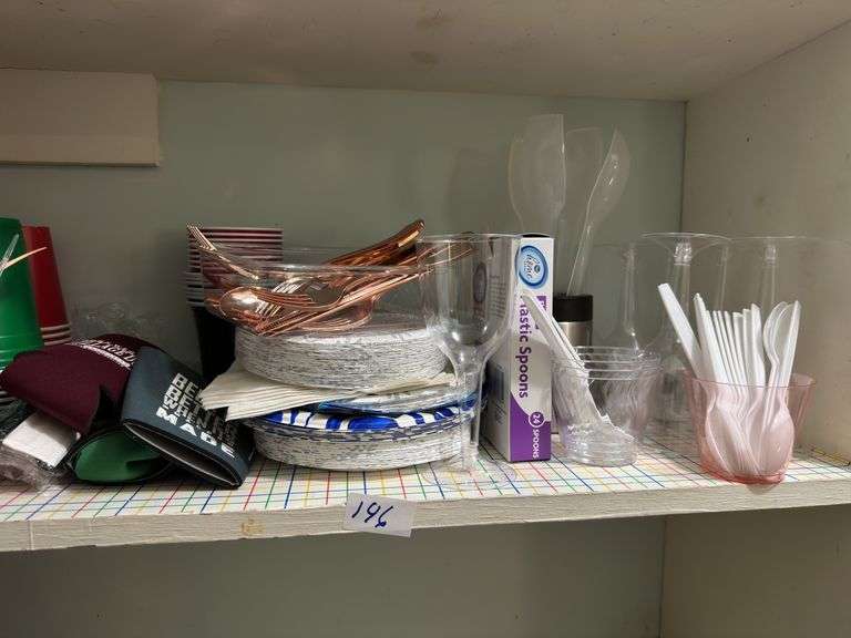 Disposable kitchen products (located in pantry)