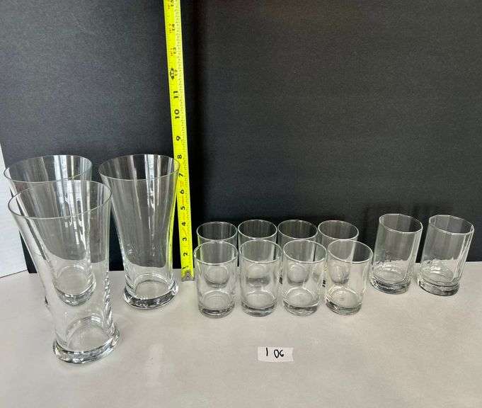 13pc Clear Glass Drinking Glasses (Located in Kitchen)