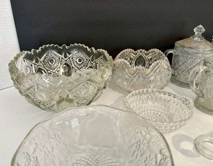 9pc Clear Glass Bowls and More (Located in Master Bedroom)