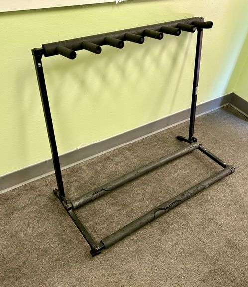 Multi-Guitar Stand