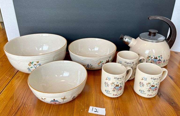 7pc Stoneware Mixing Bowls, Cups and More (Located in Kitchen)