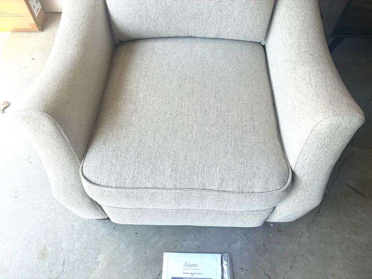 Abbyson Calvin Fabric Tuffed Push-Back Recliner (Located Garage)