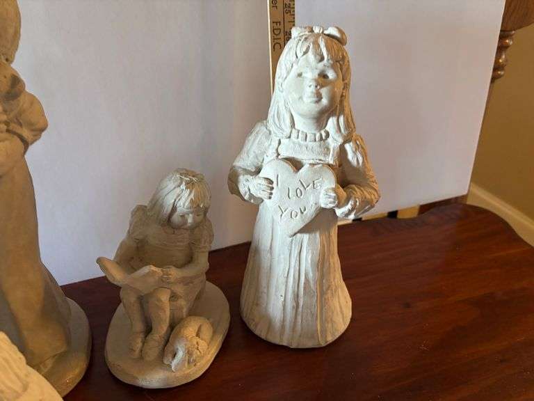 5 pc Clay Children Statues (Located in ds back room)