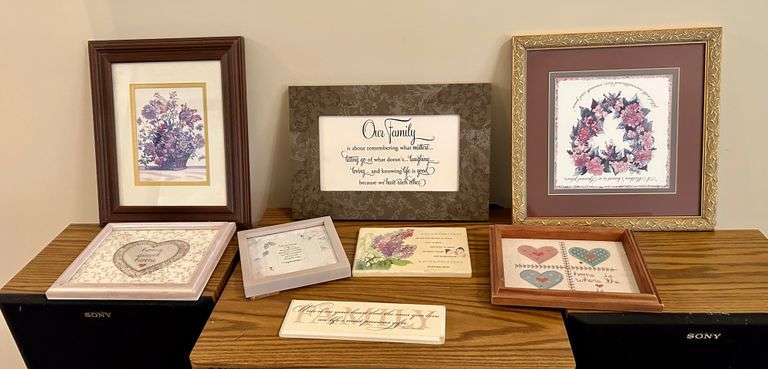 8pc Wall Decor (Located in Bedroom to the Left)