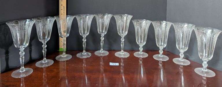 10 pc.Candlelight pattern Ice tea glasses and wine glasses(located in dining room)