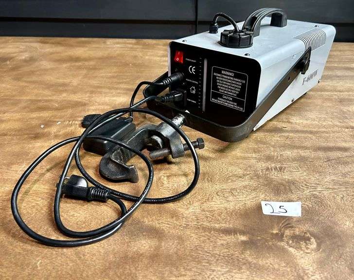 F-600W Snow Machine