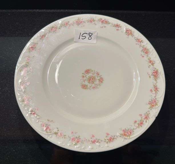 Vintage Theodore Haviland Limoges France plates (set of 4) and Rehausse Limoges France (located in k
