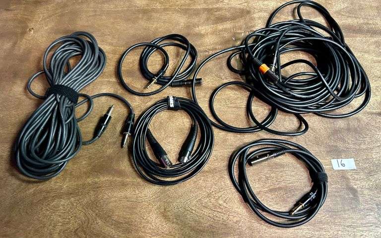 5pc Microphone Cables and More