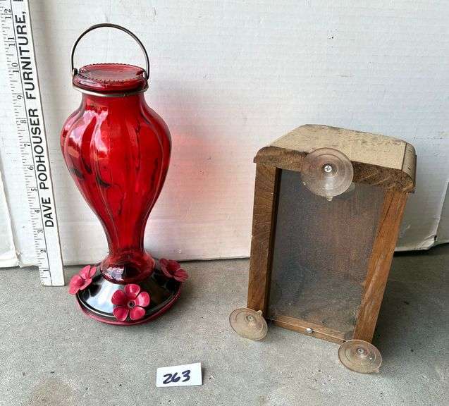 2 pc Hummingbird Feeder and Window Suction Cup Bird House (Located Garage)