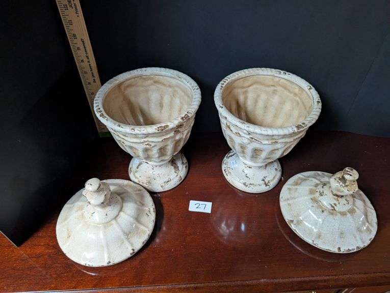 2 pc. Decorative urns(located in ds back bedroom)