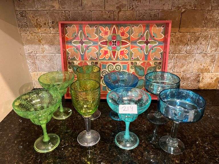 8 pc margarita glasses and serving tray (located in kitchen)