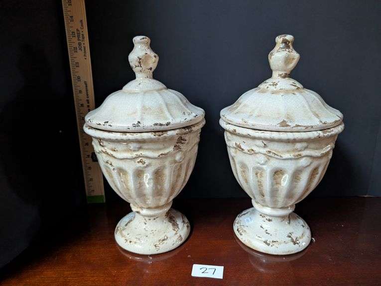 2 pc. Decorative urns(located in ds back bedroom)