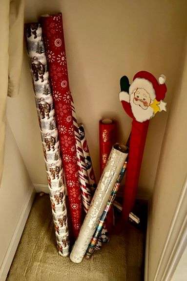 2pc Containers of Christmas Items (Located in Bedroom to the Right)