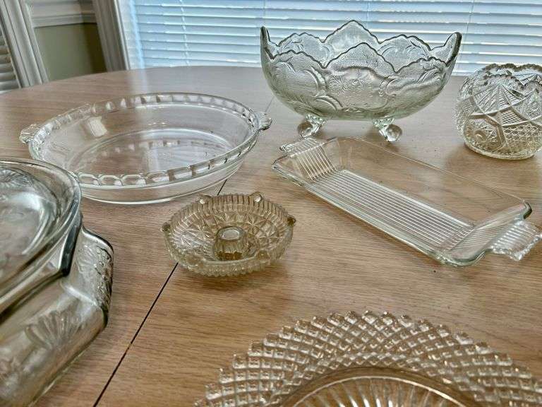18pc Clear Glass Bowls, Vase, Plates and More (Located in Master Bedroom)