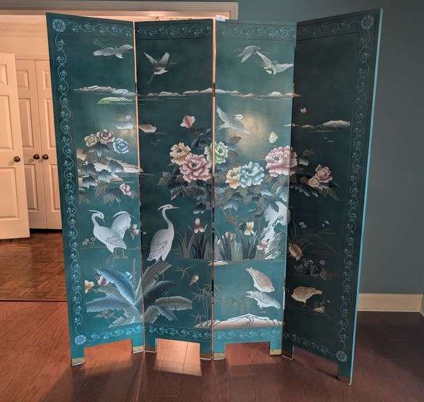 Vintage 4 paneled double sided Asian room divider,64.5"x 72.5" tall (located in living room)