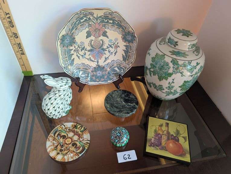 7 pc.-Decorative vase, plate, and more(located in living room)