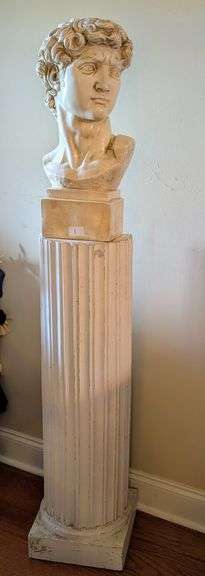 Universal Statuary reproduction bust of Michelangelo 9.5"x 9.5"x 21"tall with hollow pillar column 1