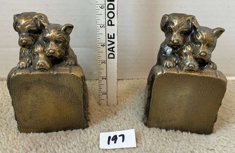 2 pc Dog Book Ends (Located Left Bedroom)